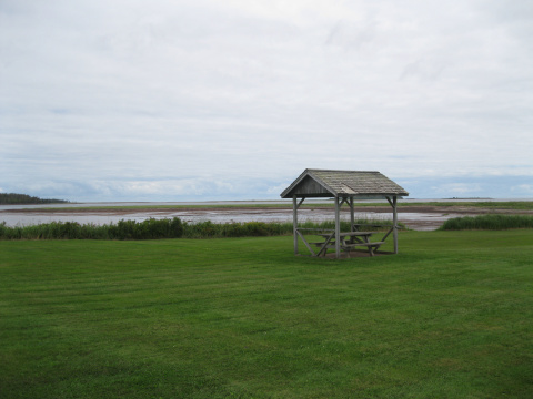 picnic area at Fox Harbour park